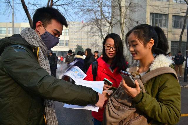 健身房卖私教课_为什么健身房卖私教_健身房私教转让费合法吗